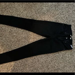 Levi’s black long skinny jeans. W28 L34